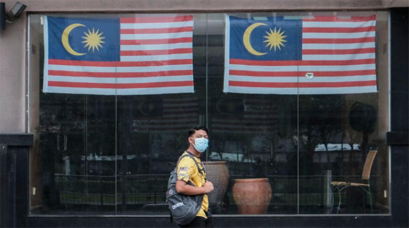 ماليزيا تدرس خطة تخفيف قيود كورونا