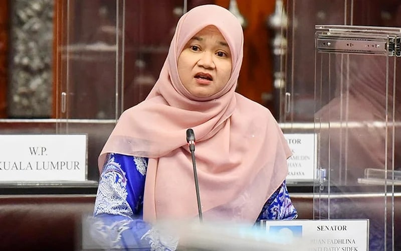 وزيرة التعليم الماليزية