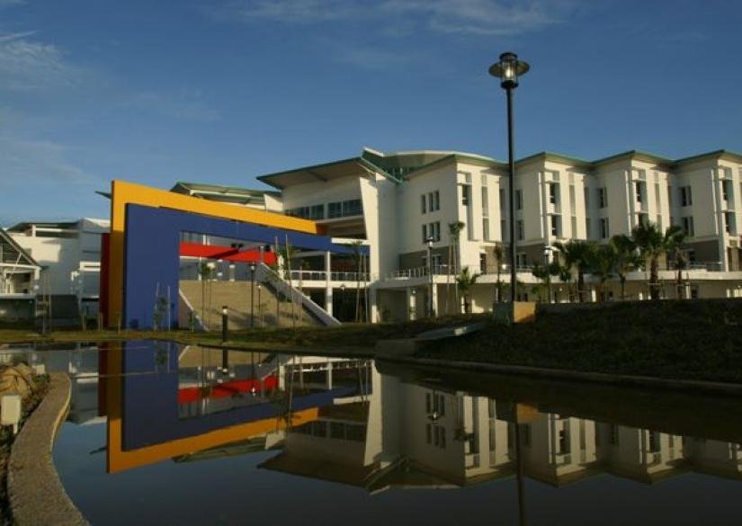 Universiti Malaysia Sarawak UNIMAS Universiti Malaysia Sarawak UNIMAS</p><p>